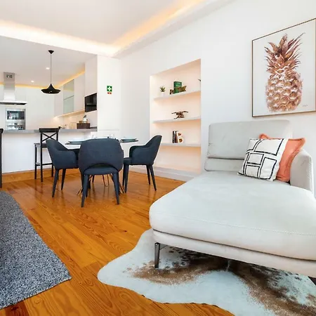 LXLUXHOME - Combro Luxury Apartment-2